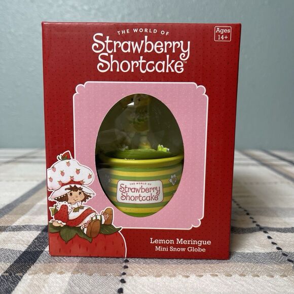 Surreal Entertainment Other - NEW Vintage Collection Strawberry Shortcake LEMON MERINGUE MINI SNOW GLOBE
